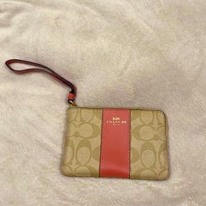 Pink Coach Wallet Wrislet